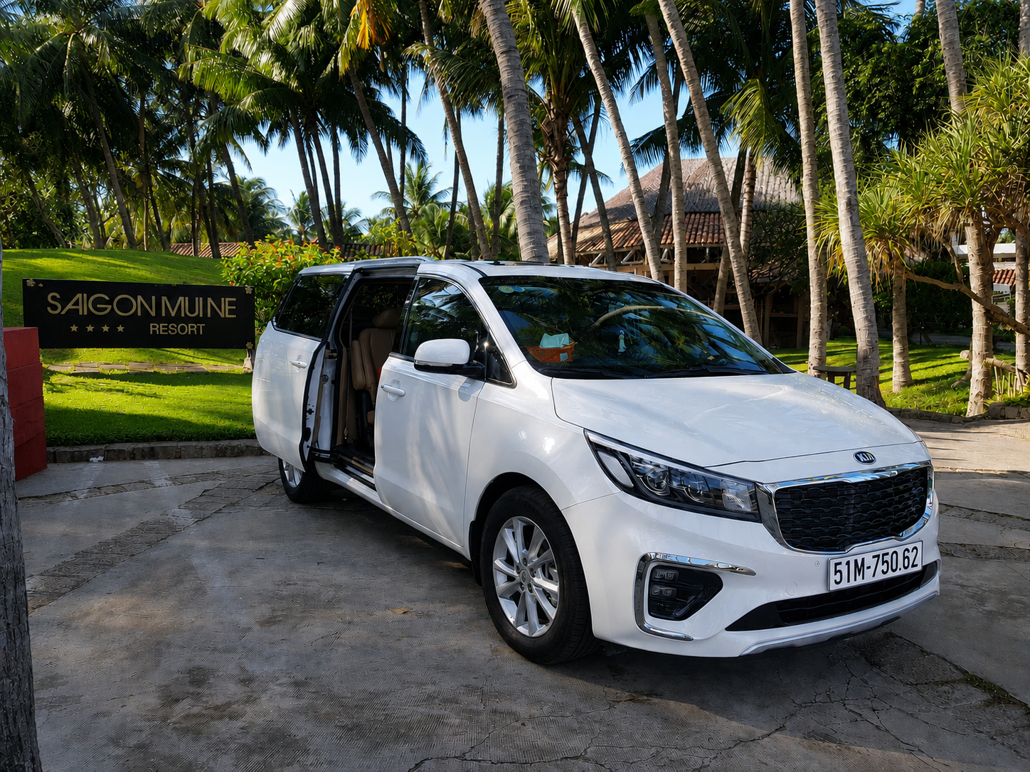 Xe dịch vụ TP. Hồ Chí Minh đi tỉnh, www.dulichvanthanh.com, bảng giá tham khảo 